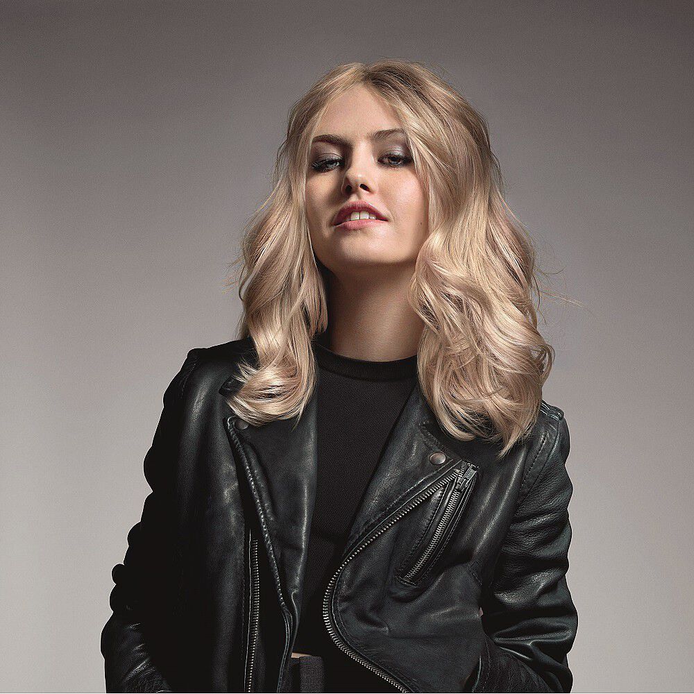 L'Oréal Professionnel 20 Minute Colour Techniques Course