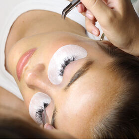 Russian Eyelash Extensions