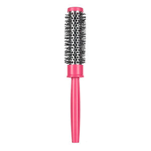 professional hairdressing brushes combs salon services