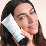 L.C.P Professionnel Paris Pure Foaming Cleansing Gel with Witch Hazel Water 200ml