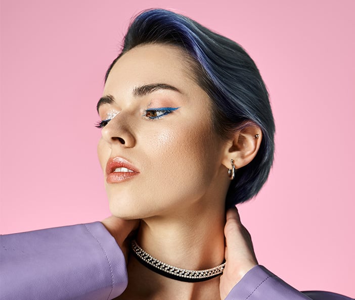 model with short purple hair, Wunderbar Semi-permanent Violet