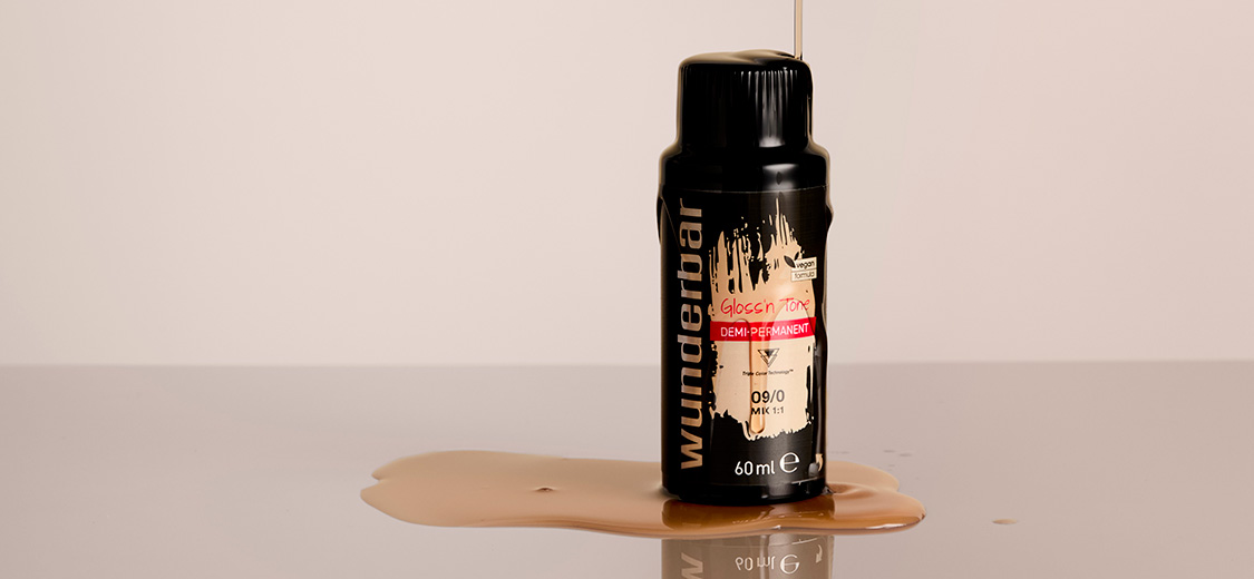 Wunderbar Gloss'n Tone Liquid Color tube