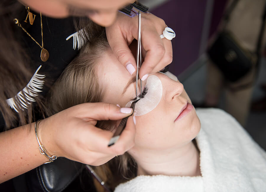 All you need to know about lash lifting